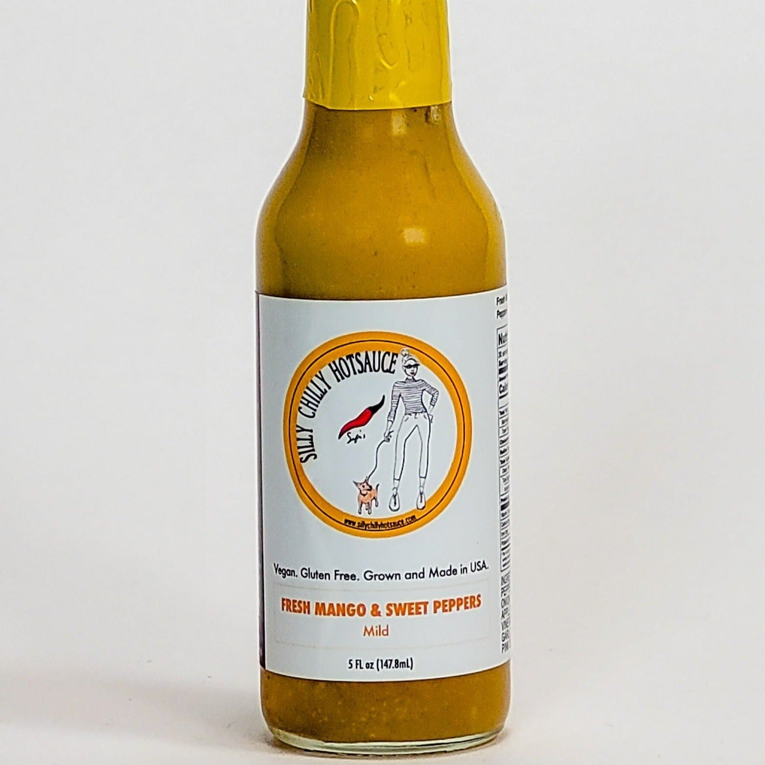 silly chilly hot sauce fresh mango and sweet peppers label